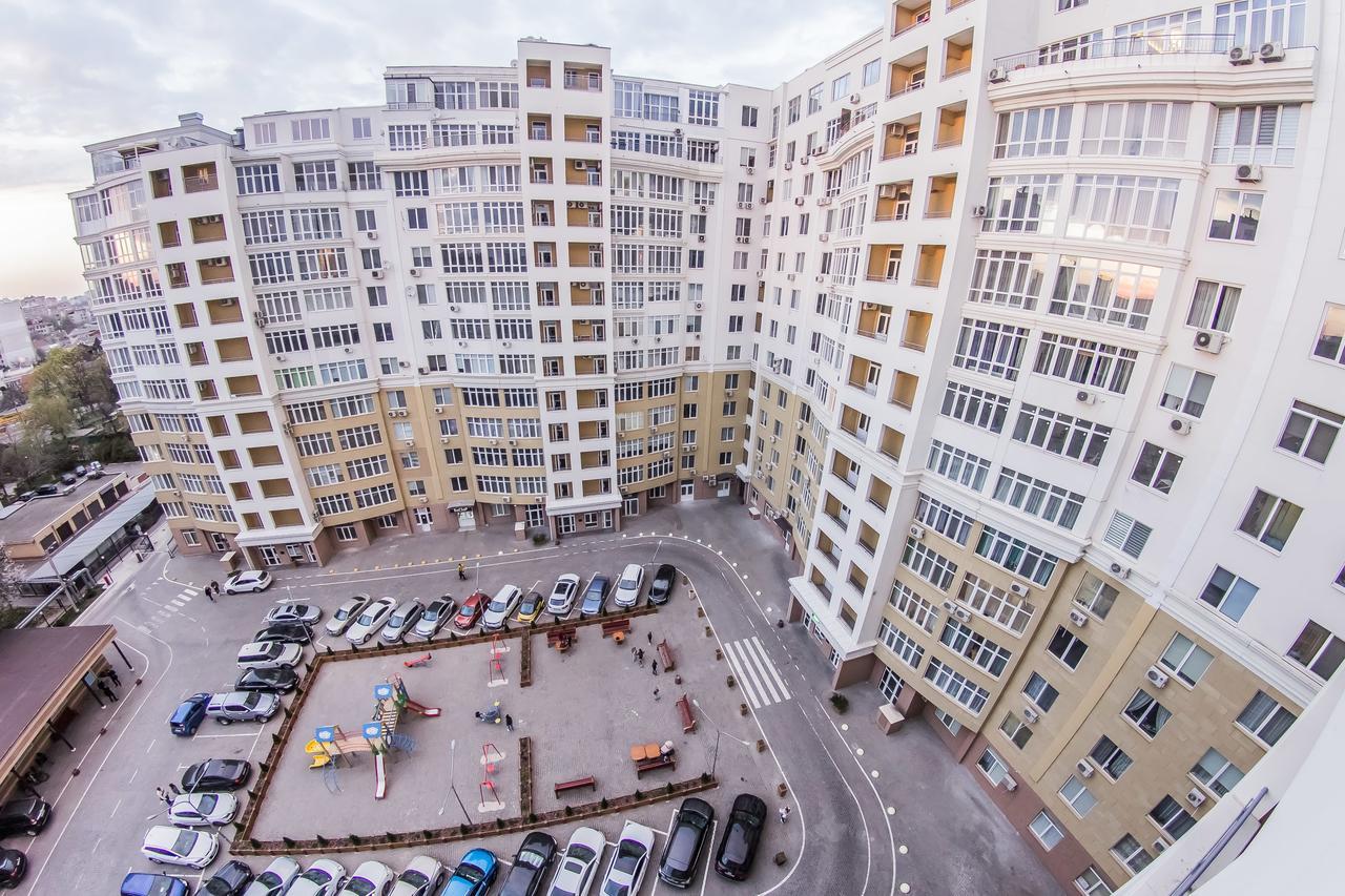 Family Apartment Одесса Экстерьер фото